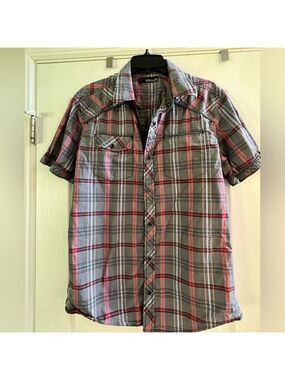 Men’s Buckle Black Western Plaid Shirt with Pearl Snaps. Size L